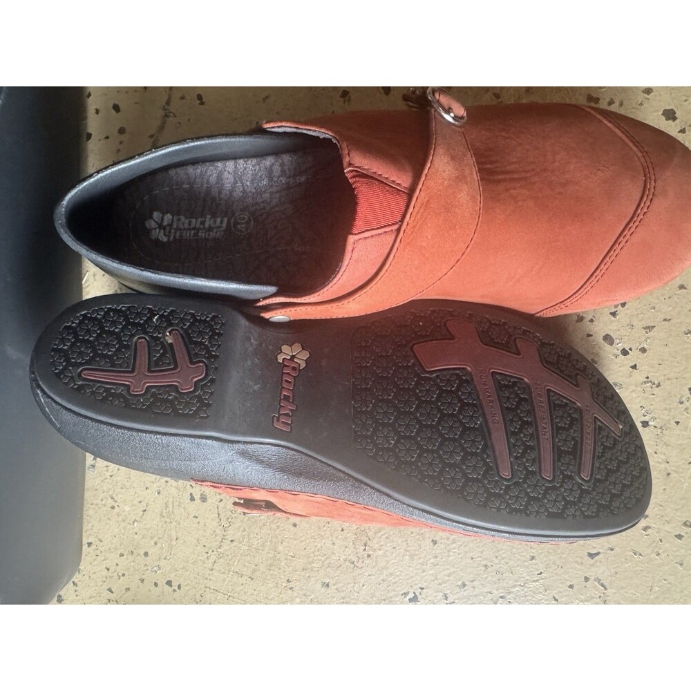 Rocky 4Eursole Sz 40 /10 Nurse Clogs Brick Red Nubuck RKYH042 - Picture 9 of 11